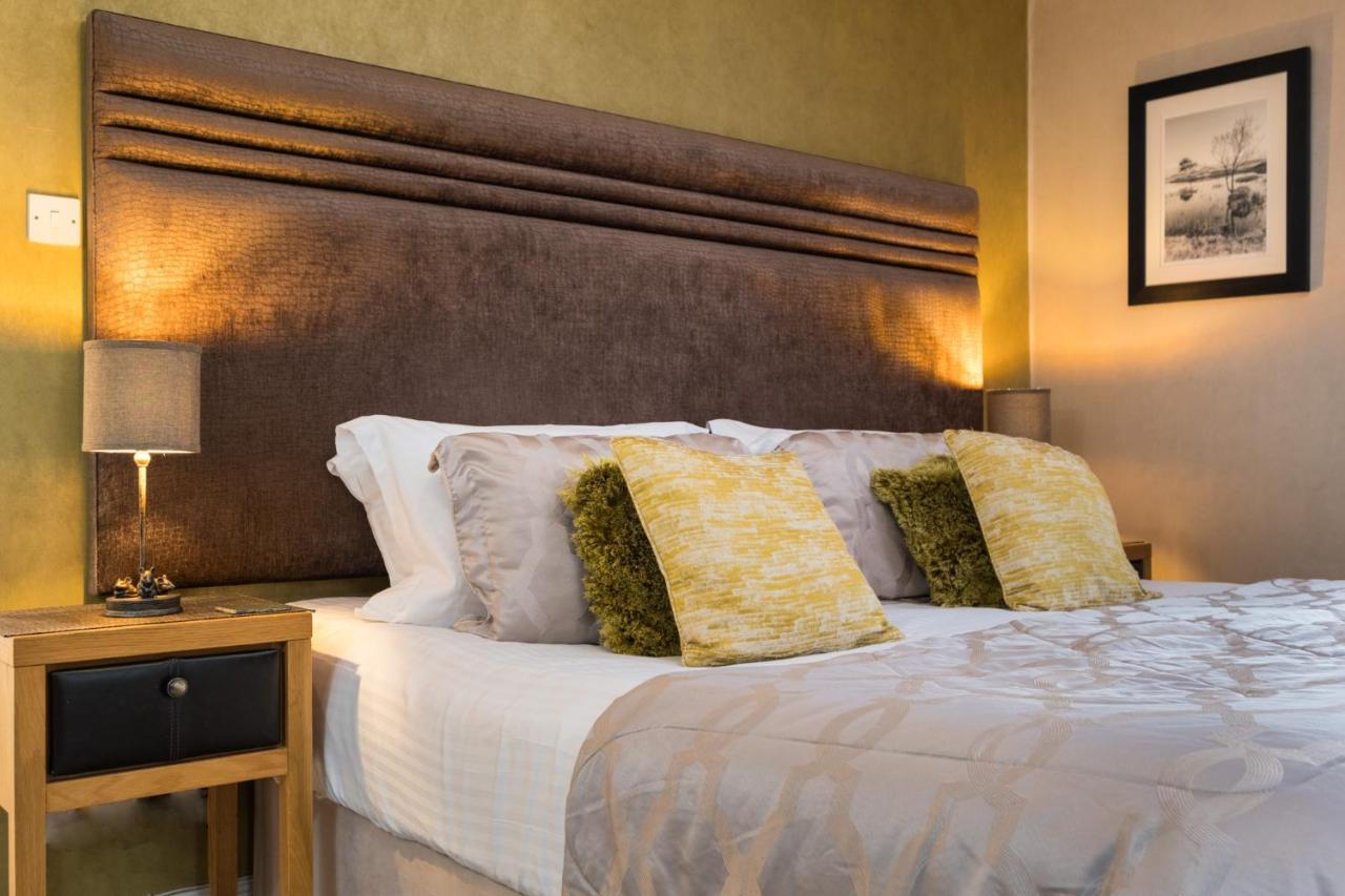 The Howbeck & The Retreat Incl Off-Site Health Club And Parking Ev Point Available Уиндермир Экстерьер фото