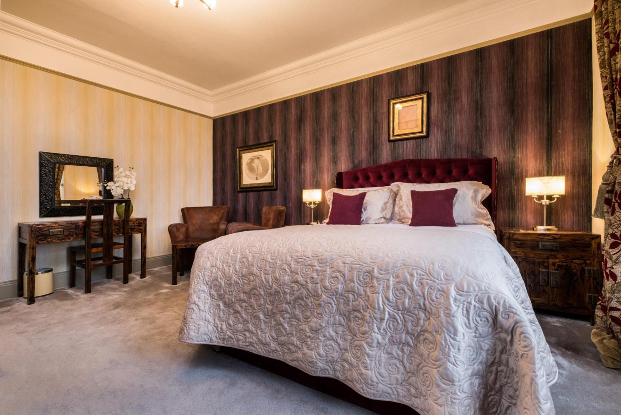 The Howbeck & The Retreat Incl Off-Site Health Club And Parking Ev Point Available Уиндермир Экстерьер фото