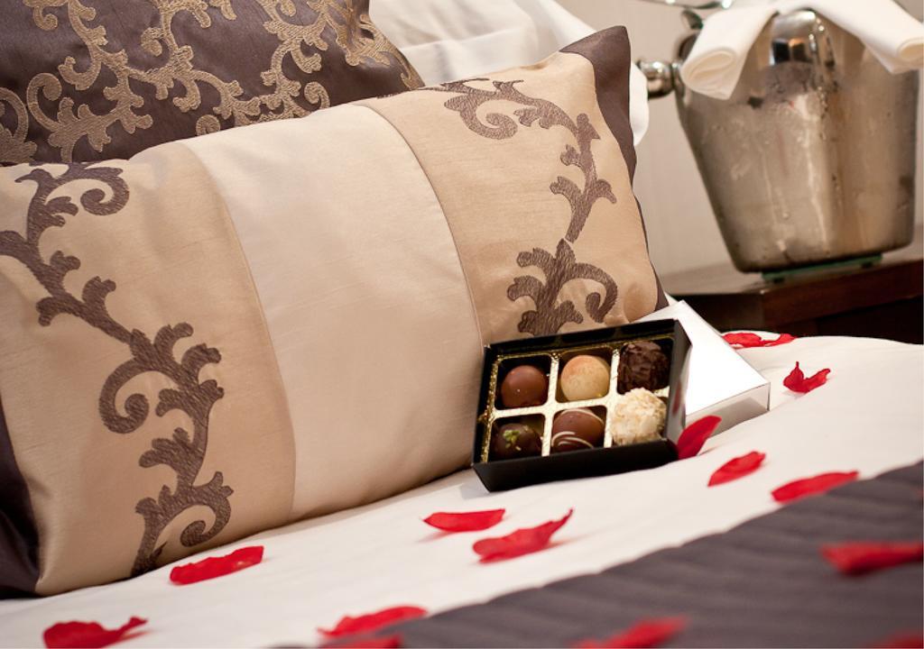 The Howbeck & The Retreat Incl Off-Site Health Club And Parking Ev Point Available Уиндермир Экстерьер фото