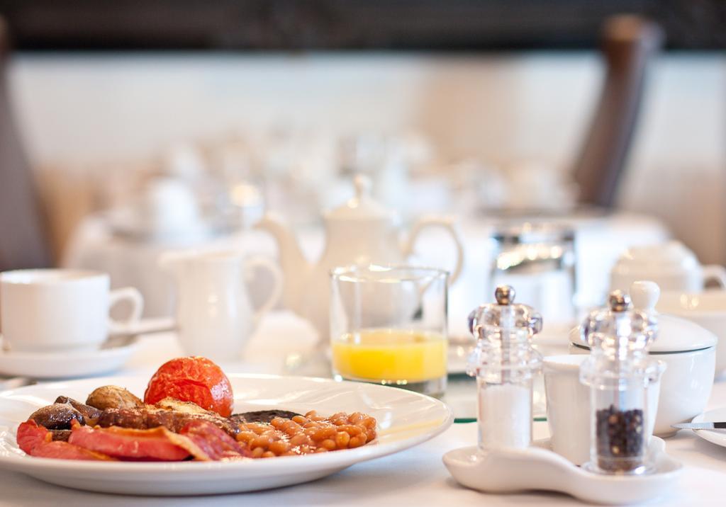 The Howbeck & The Retreat Incl Off-Site Health Club And Parking Ev Point Available Уиндермир Экстерьер фото